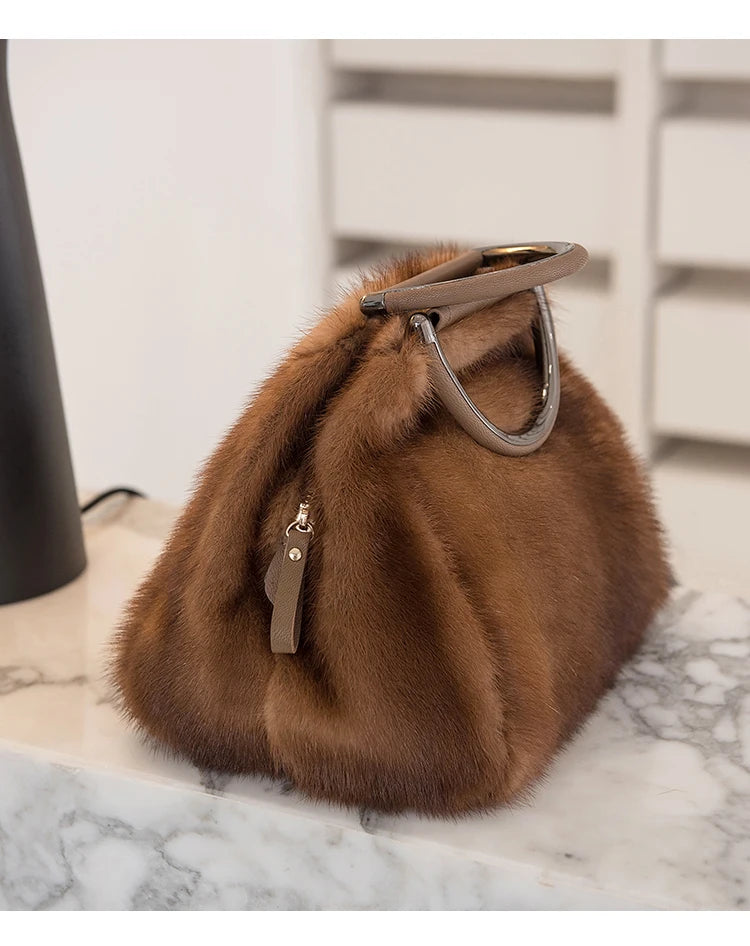 Tas Dames - Zachte Pluche Handtas met Metalen Hengsel | Luxe