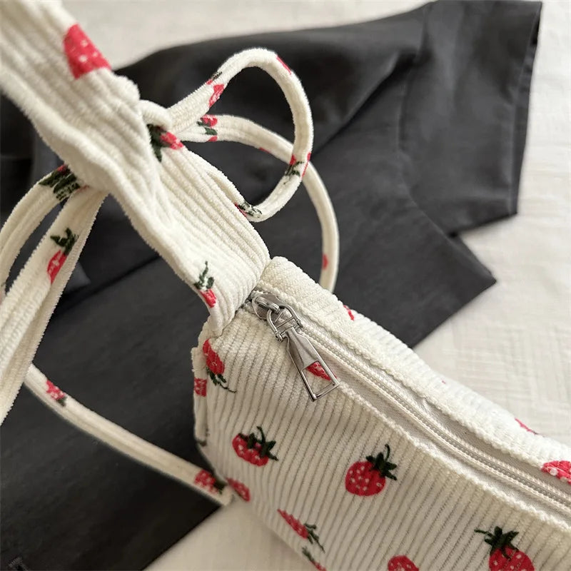 Tas Dames - Mini Hobo Tas met Aardbeienprint en Strikje | Zomer