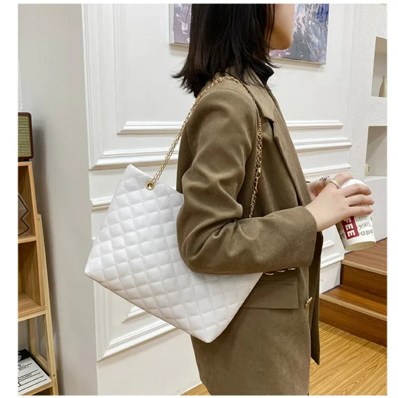 Shopper Dames - Grote Gewatteerde Tas met Gouden Ketting | Chique