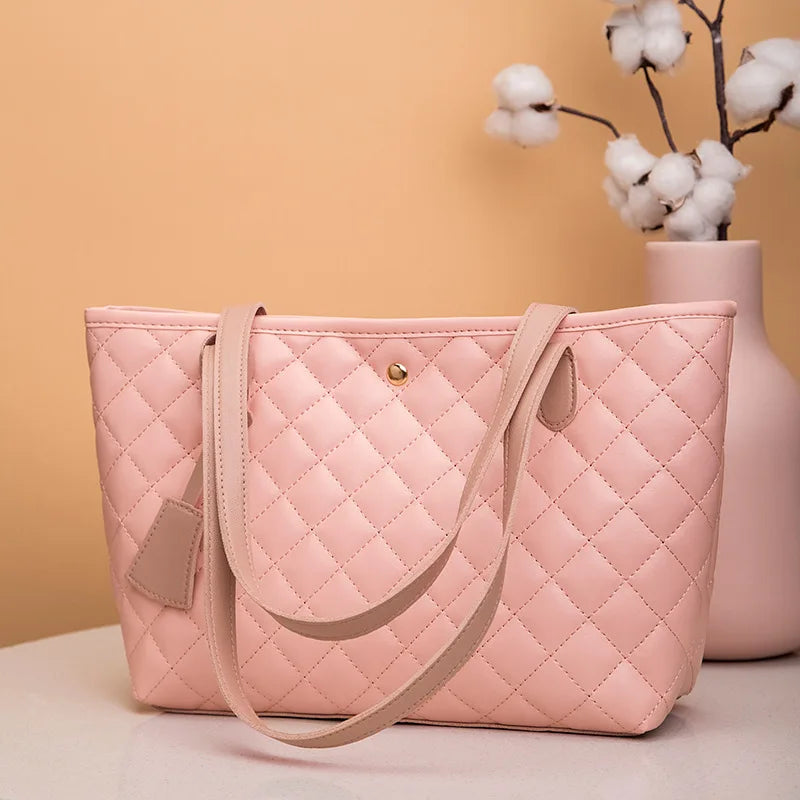 Tas Dames - Ruime Gewatteerde Shopper met Gouden Knoop | Chique