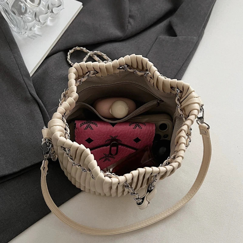 Tas Dames - Bucket Bag met Plissé en Zilveren Ketting | Chique