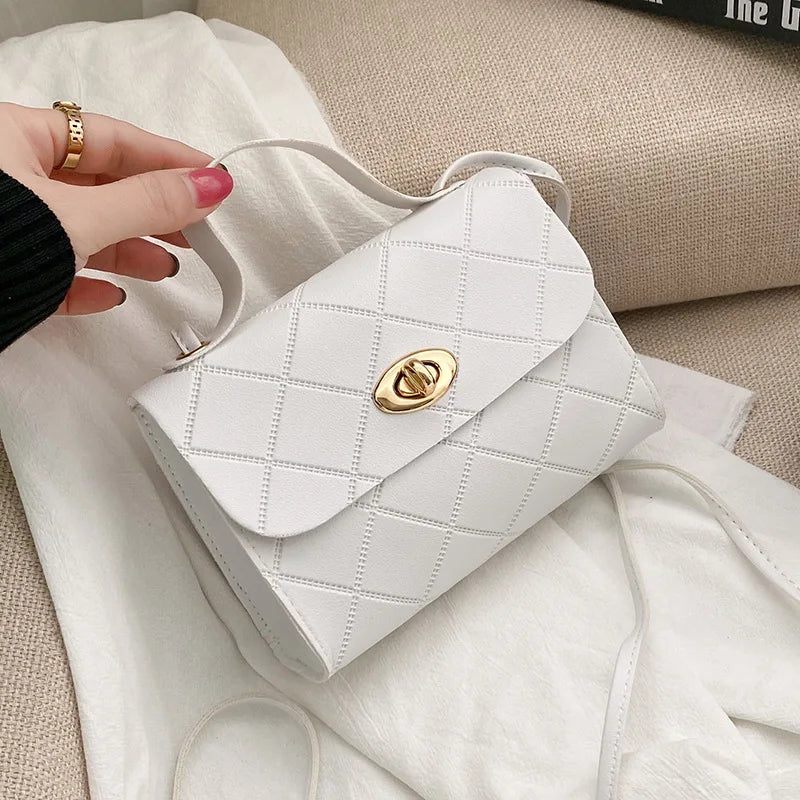 Tas Dames - Handtas met Ruitpatroon en Gouden Draaislot | Chique
