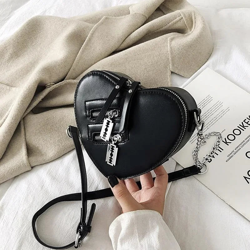 Tas Dames - Hartvormige Crossbody met Ketting en Zippers | Edgy