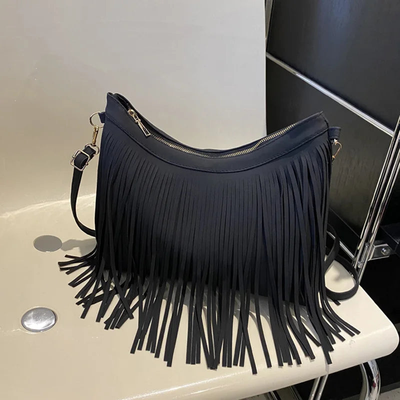 Tas Dames - Schoudertas met Lange Franjes en Gouden Hardware | Boho