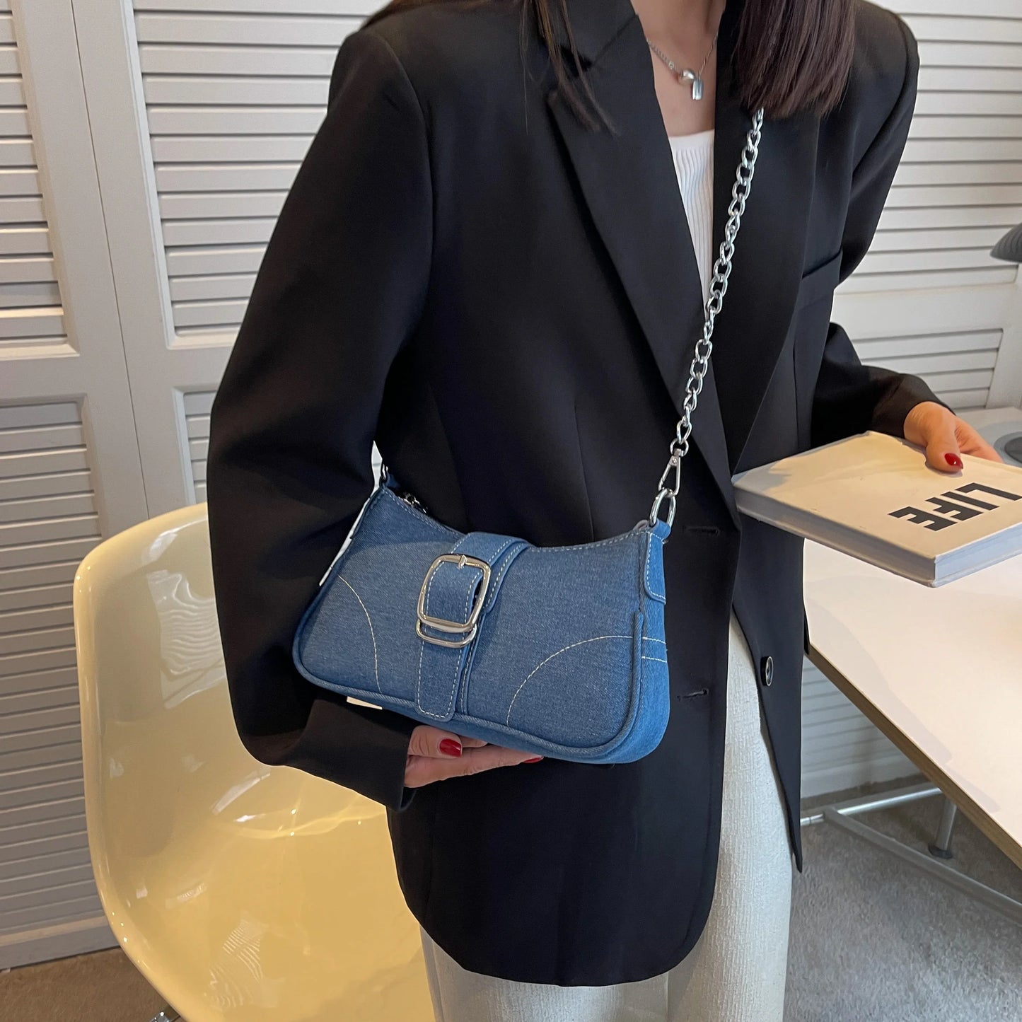 Tas Dames - Compact Model met Ketting en Gespsluiting | Casual