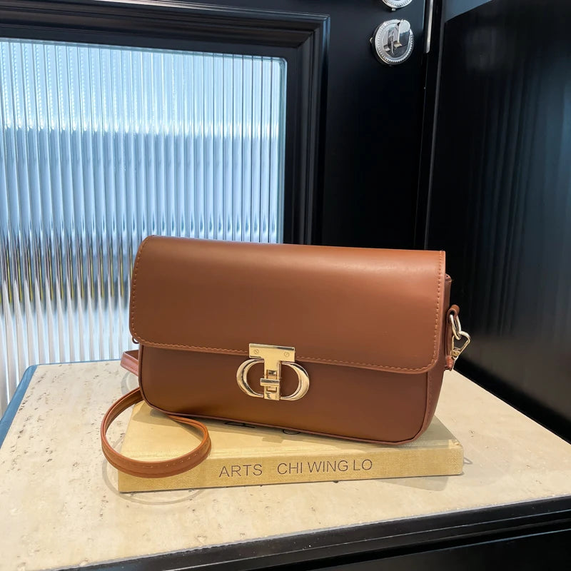 Tas Dames - Strakke Schoudertas met Gouden Draaisluiting | Klassiek