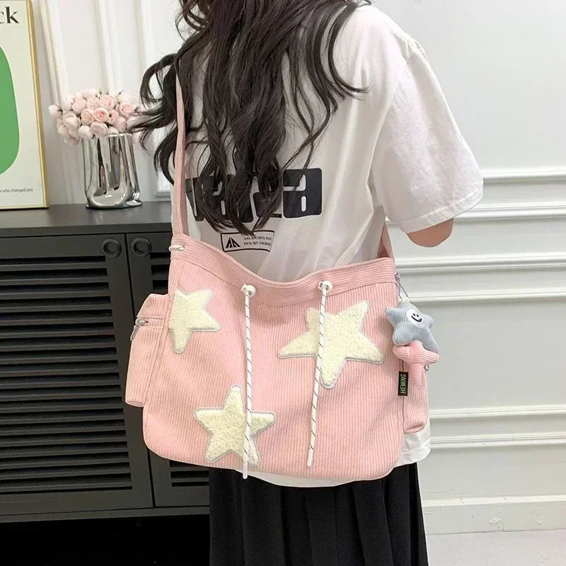 Schoudertas Dames - Grote Tas met Sterrenpatches en Hanger | Casual