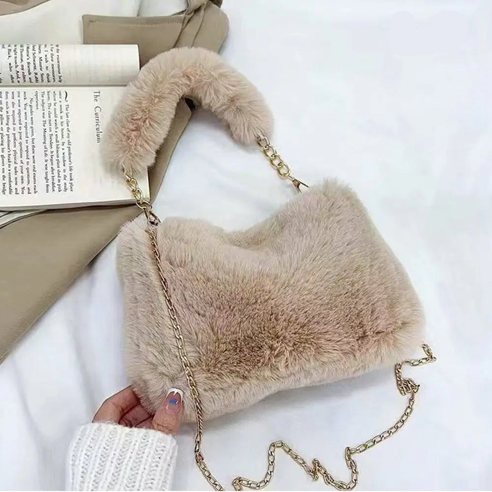 Tas Dames - Zachte Schoudertas met Gouden Ketting en Pluizig Hengsel