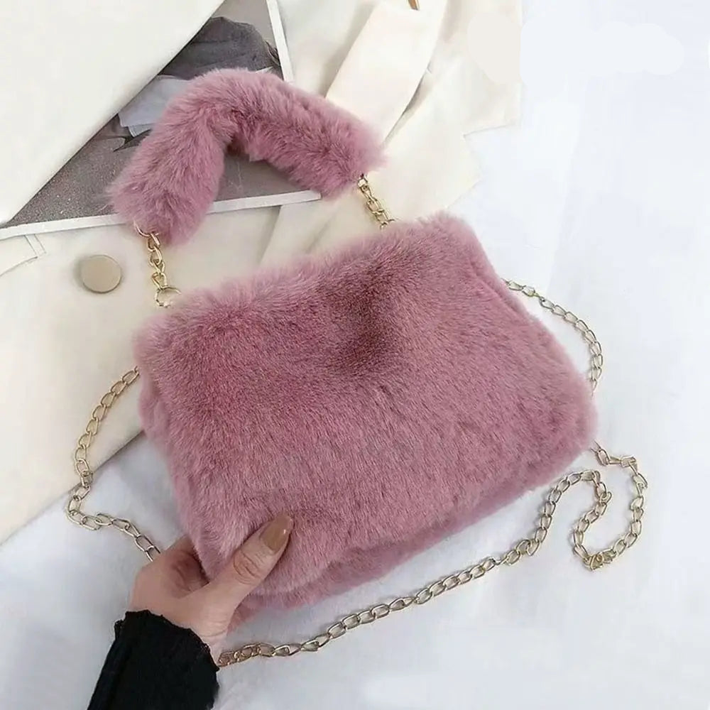 Tas Dames - Zachte Schoudertas met Gouden Ketting en Pluizig Hengsel