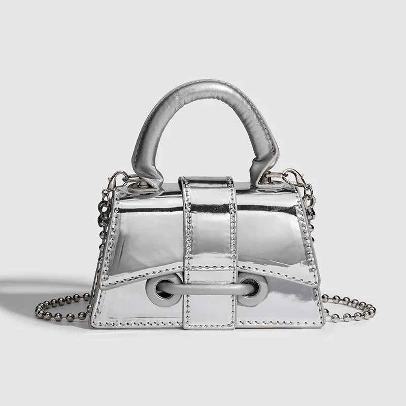 Mini Tas Dames - Glanzende Handtas met Ketting en Studs | Chique