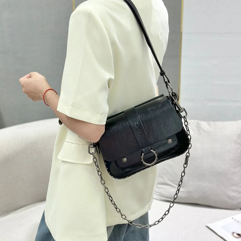 Tas Dames - Flap Tas met Gouden Ring en Ketting | Klassiek