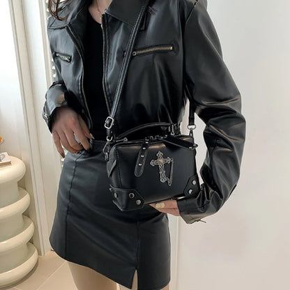 Tas Dames - Crossbody met Schedel Detail en Zilveren Studs | Casual