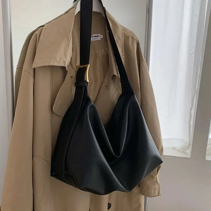 Tas Dames - Ruime Hobo Schoudertas met Gouden Gesp | Minimalistisch