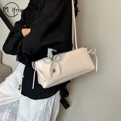 Schoudertas Dames - Langwerpige Tas met Parel Strik Detail | Chique