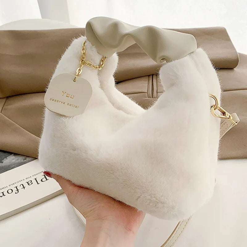 Tas Dames - Pluche Schoudertas met Gouden Ketting en Hanger | Chique