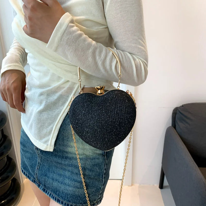 Avondtasje Dames - Hartvormige Clutch met Ketting en Kristal | Feest