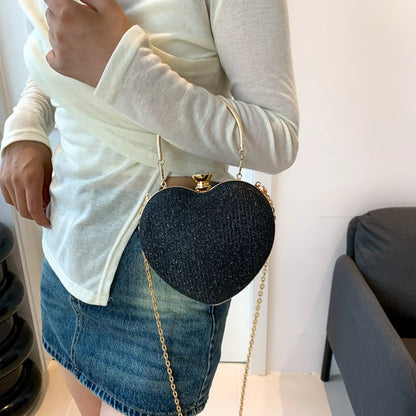 Avondtasje Dames - Hartvormige Clutch met Ketting en Kristal | Feest