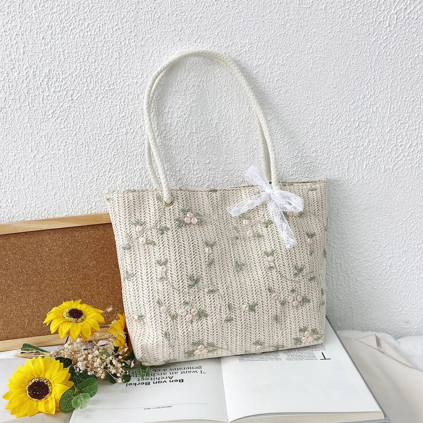 Tas Dames - Gevlochten Shopper met Bloemen en Touwhandvat | Zomer