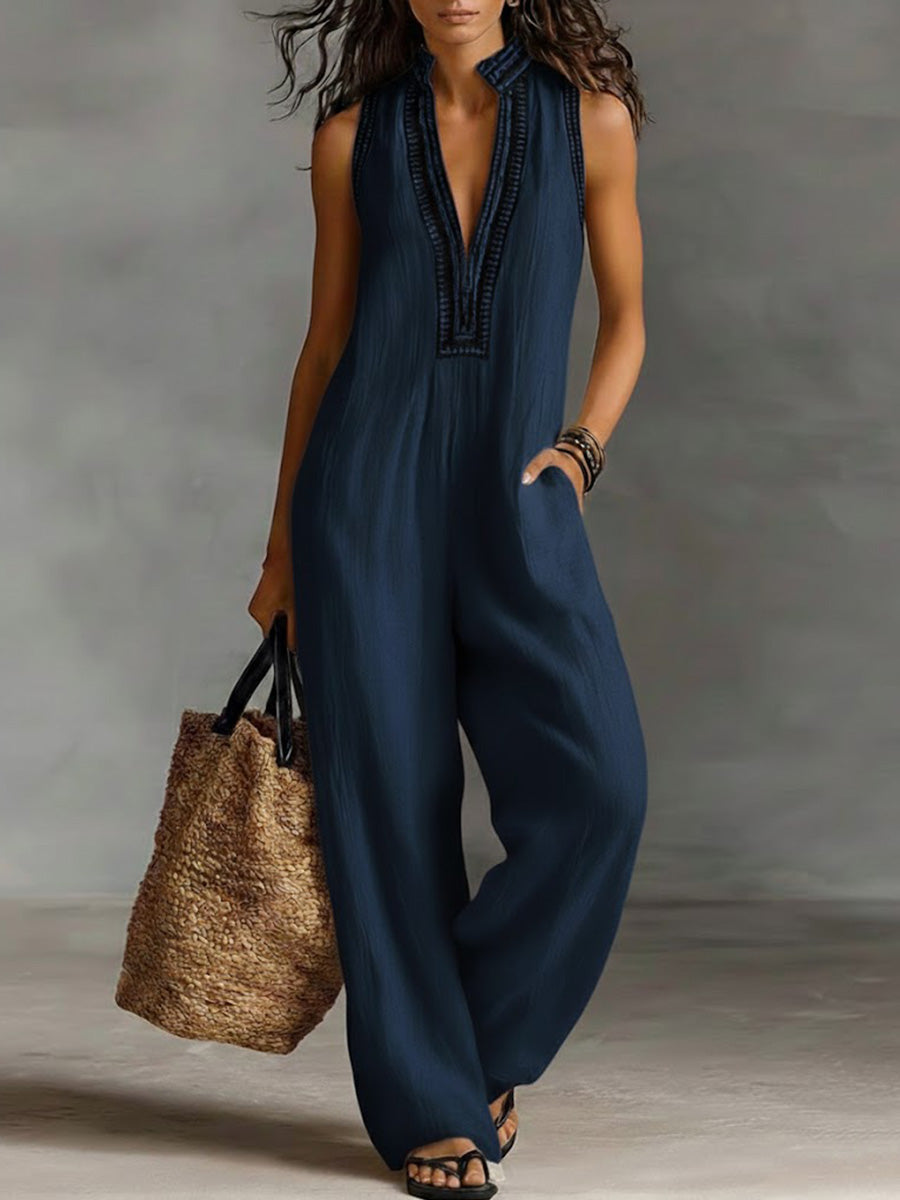 Saar - Moderne Linnen Jumpsuit Dames met Diepe V-hals en Geborduurde Rand
