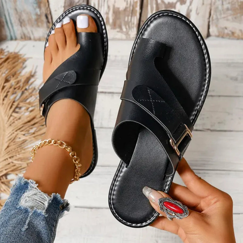 Saar - Stijlvolle Orthopedische Sandalen Dames met Teenring en Gespsluiting