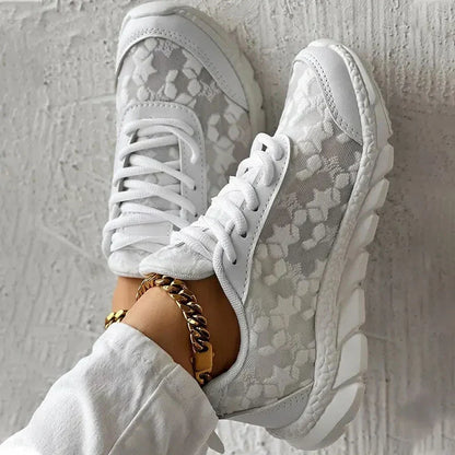 Saar - Stijlvolle Orthopedische Sneakers Dames met Lichte Zool en Vetersluiting