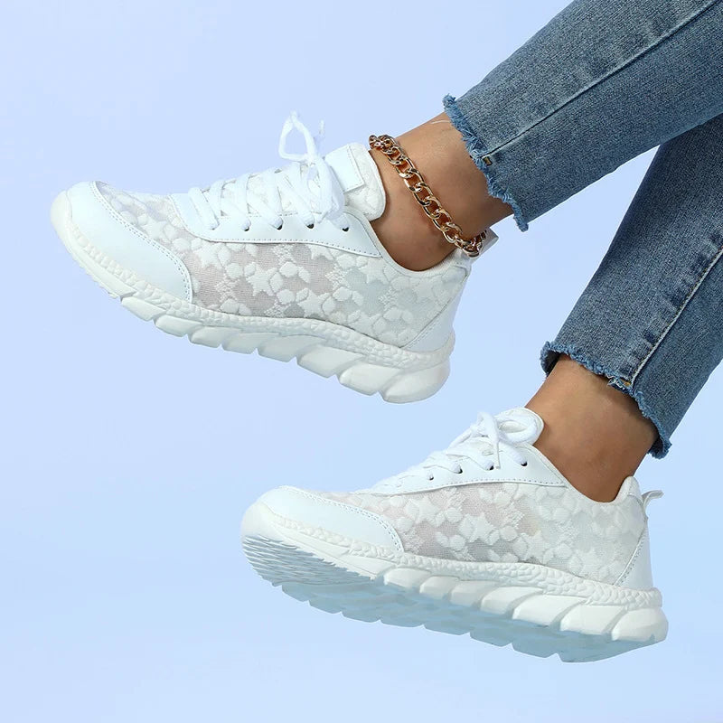 Saar - Stijlvolle Orthopedische Sneakers Dames met Lichte Zool en Vetersluiting