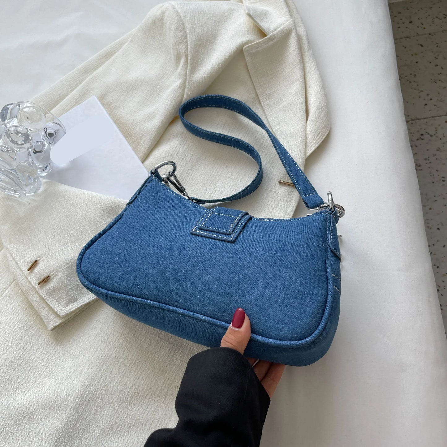 Tas Dames - Compact Model met Ketting en Gespsluiting | Casual