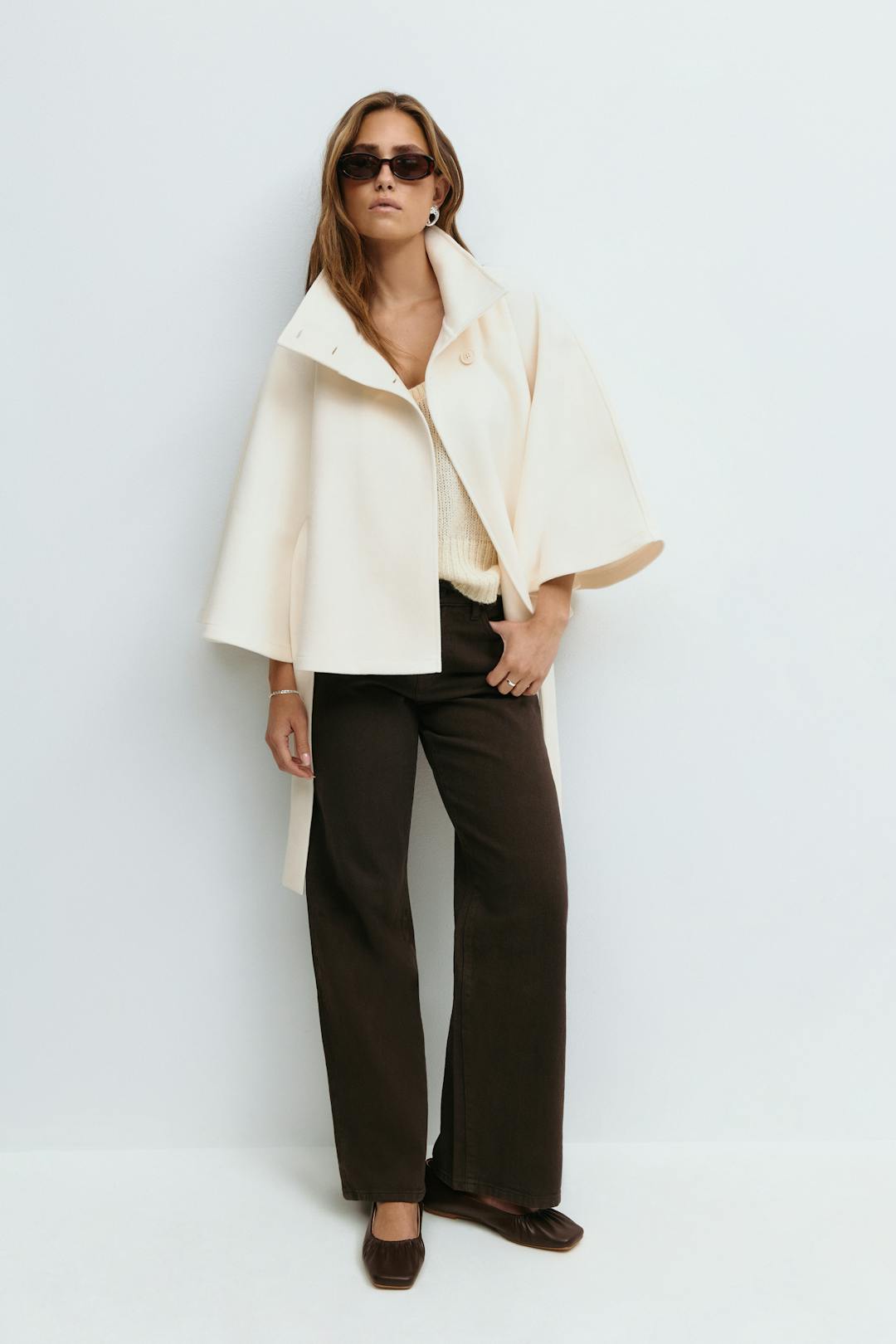 Sanne - Elegante Dames Korte Trenchcoat Herfst met Ceintuur en Hoge Col