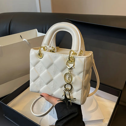 Handtas Dames - Gewatteerde Mini Tas met Gouden Hardware | Chique