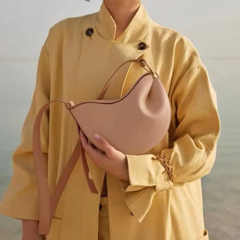 Tas Dames - Halfmaan Crossbody met Gouden Hardware | Minimalistisch