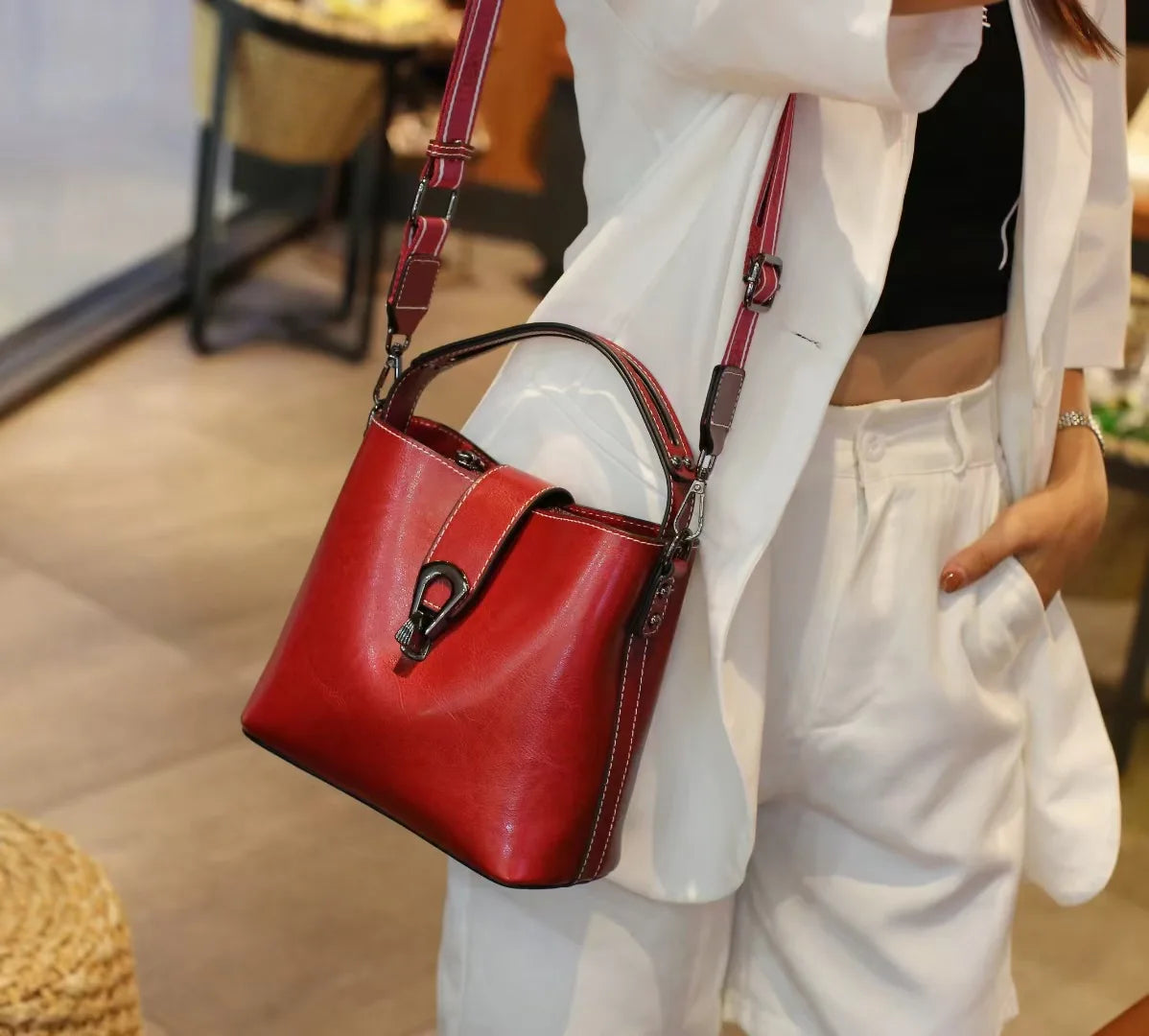 Handtas Dames - Bucket Bag met Brede Schouderband | Chique