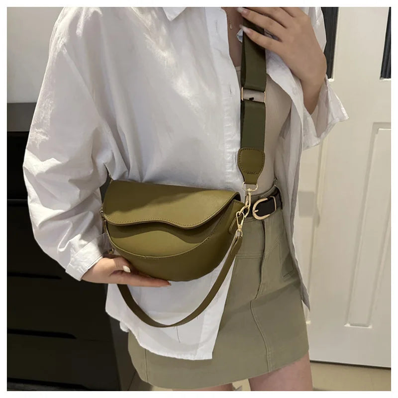 Crossbody Tas Dames - Saddle Bag met Ketting en Brede Riem | Chique
