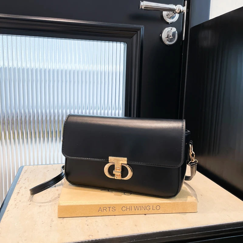 Tas Dames - Strakke Schoudertas met Gouden Draaisluiting | Klassiek