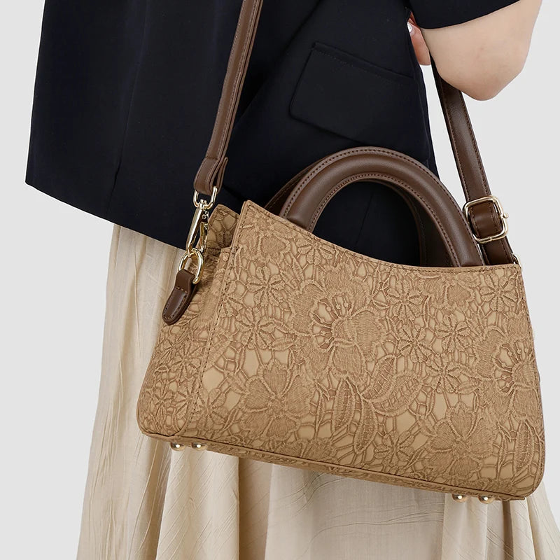 Handtas Dames - Bloemen Reliëf Tas met Houten Handvat | Chique