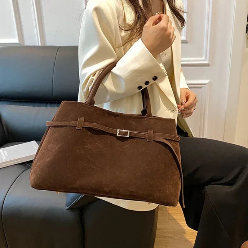 Handtas Dames - Grote Tas met Gespelement en Schouderriem | Chique