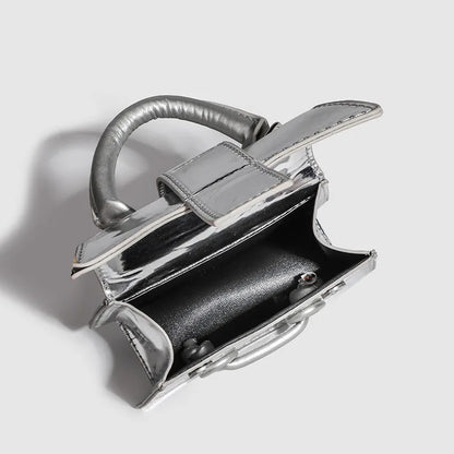 Mini Tas Dames - Glanzende Handtas met Ketting en Studs | Chique