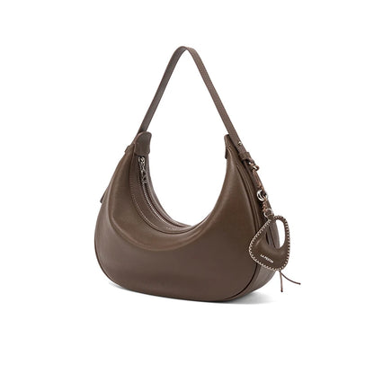 Tas Dames - Halfmaan Schoudertas met Rits en Hanger Detail | Casual