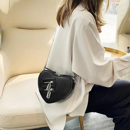 Tas Dames - Hartvormige Crossbody met Ketting en Zippers | Edgy