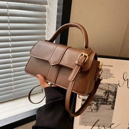 Tas Dames - Handtas met Klep en Gouden Gesp | Chique