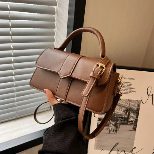 Tas Dames - Handtas met Klep en Gouden Gesp | Chique