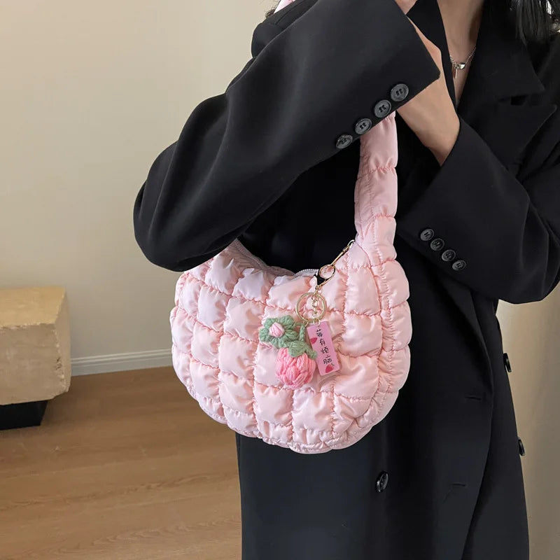 Tas Dames - Gewatteerde Hobo Tas met Bloem Bedeltje | Casual