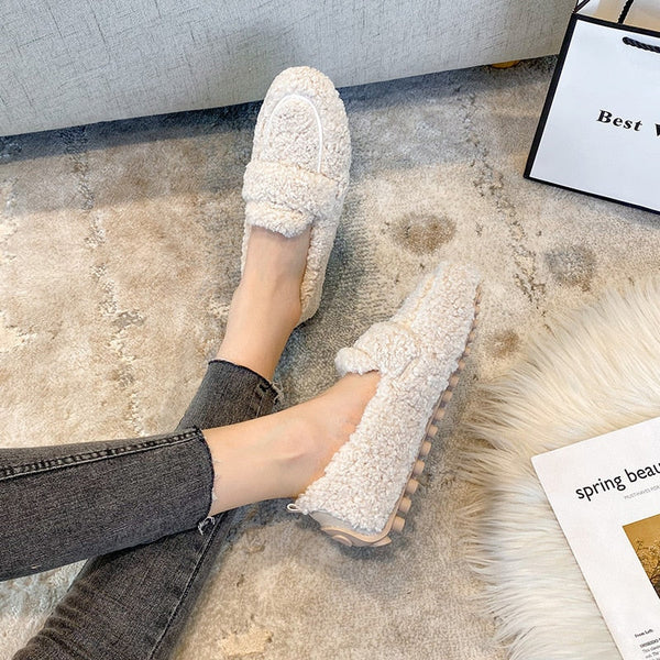 Tess - Dames Loafers Pluche Stijl met Platte Zool en Afgeronde Neus