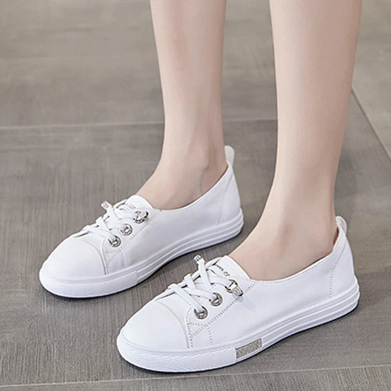 Sneakers Dames - Platte Veterschoen met Ronde Neus | Casual