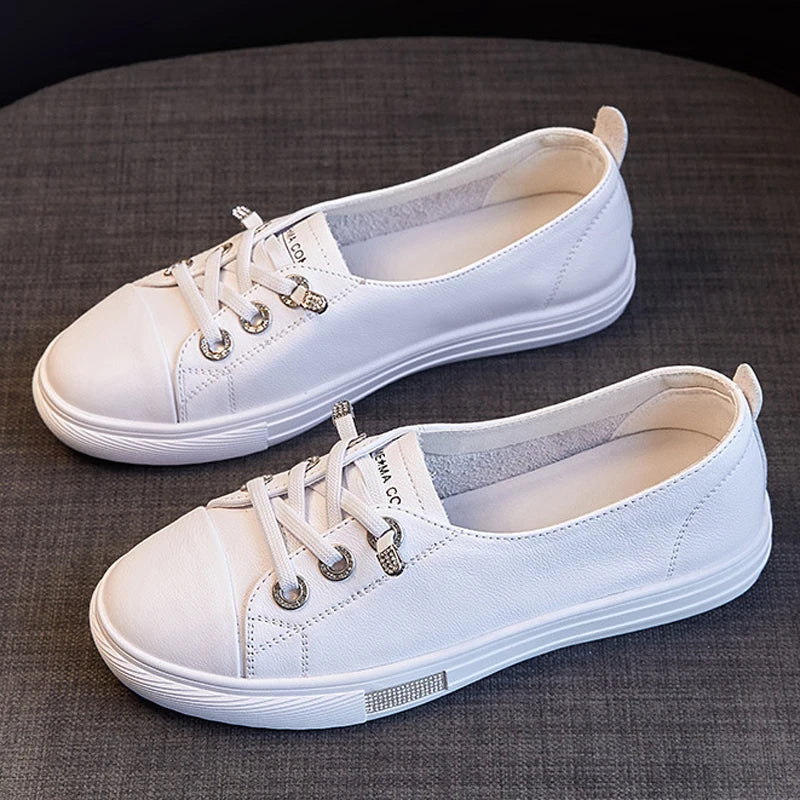 Sneakers Dames - Platte Veterschoen met Ronde Neus | Casual