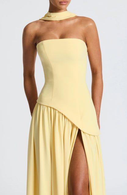 Vera - Chique Bruiloft Gastenjurk Dames met Strapless Lijfje en Hoge Split