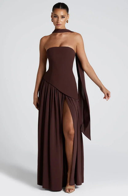 Vera - Chique Bruiloft Gastenjurk Dames met Strapless Lijfje en Hoge Split