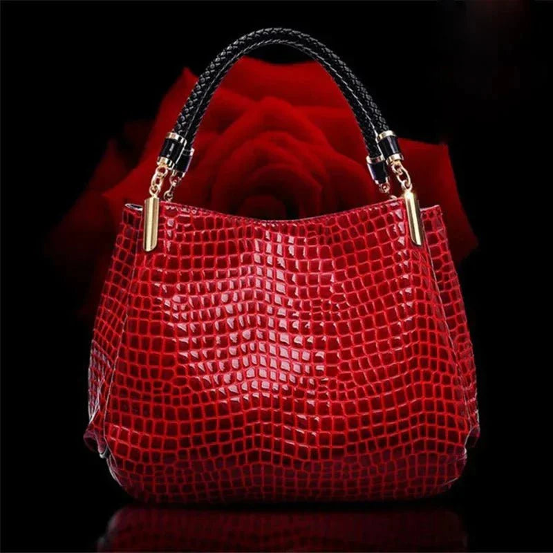 Tas Dames - Glanzende Handtas met Reliefstructuur en Gevlochten Handvat | Chic