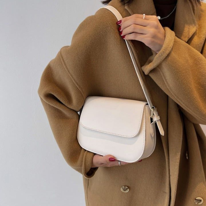 Tas Dames - Compacte Saddle Bag met Klepje en Schouderband | Klassiek