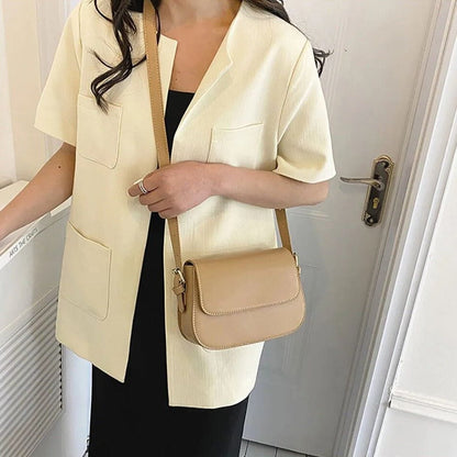 Tas Dames - Compacte Saddle Bag met Klepje en Schouderband | Klassiek