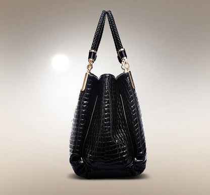 Tas Dames - Glanzende Handtas met Reliefstructuur en Gevlochten Handvat | Chic